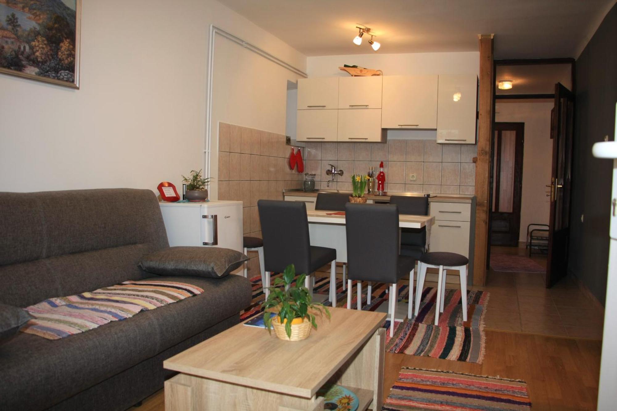 אוגולין Apartment Rasce מראה חיצוני תמונה